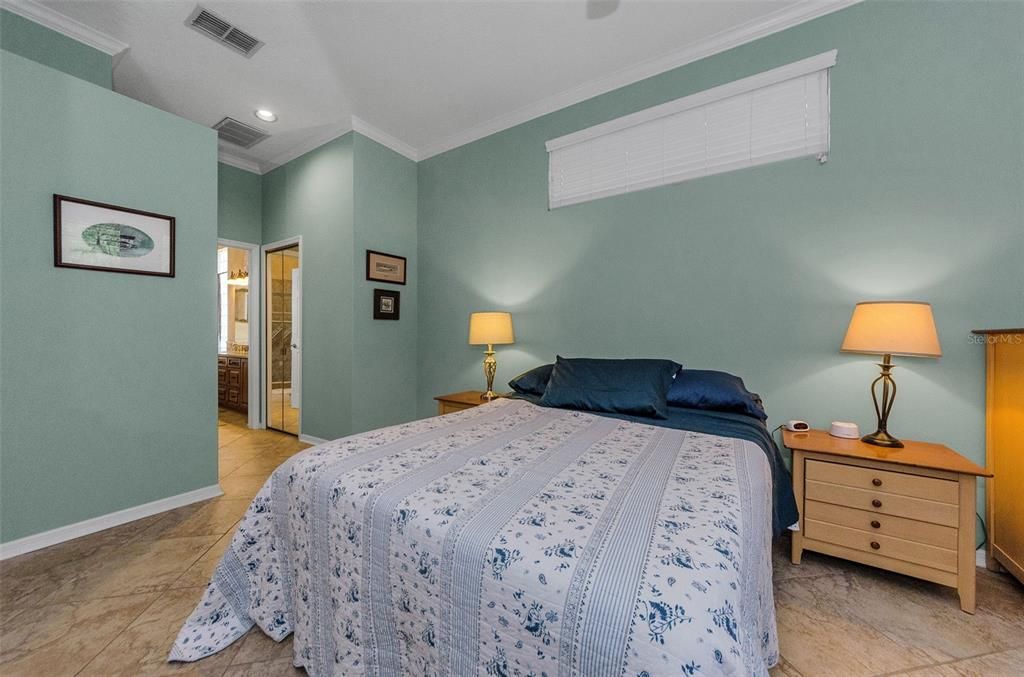 Activo con contrato: $619,700 (3 camas, 2 baños, 1886 Pies cuadrados)