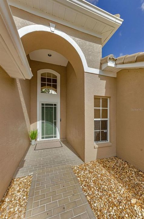 Activo con contrato: $619,700 (3 camas, 2 baños, 1886 Pies cuadrados)