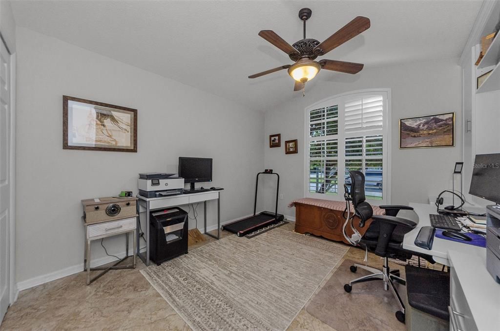 Activo con contrato: $619,700 (3 camas, 2 baños, 1886 Pies cuadrados)