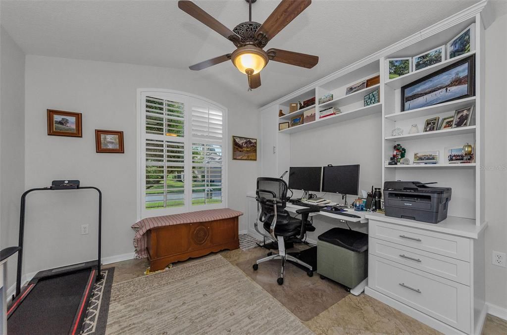 Activo con contrato: $619,700 (3 camas, 2 baños, 1886 Pies cuadrados)