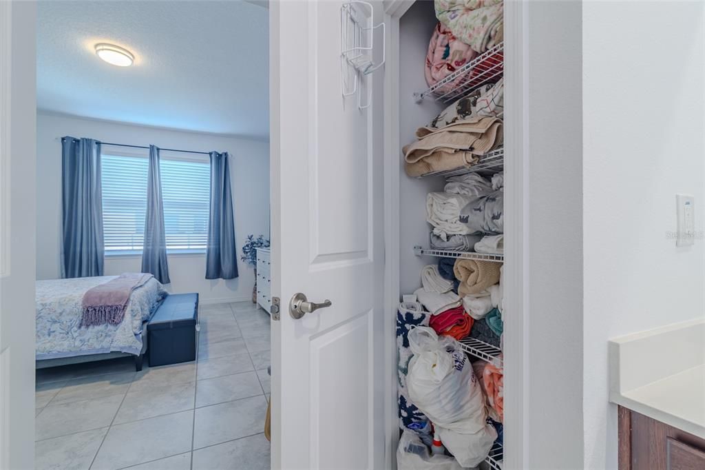 待售: $364,900 (4 贝兹, 3 浴室, 2011 平方英尺)