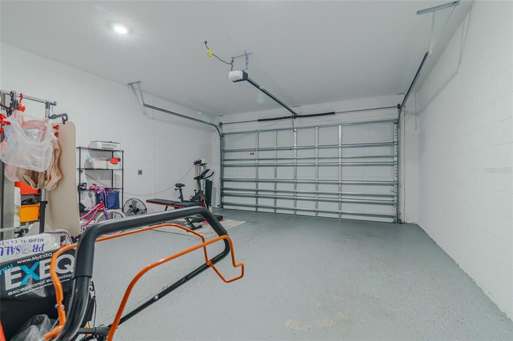 待售: $364,900 (4 贝兹, 3 浴室, 2011 平方英尺)