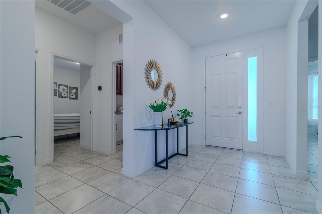 待售: $364,900 (4 贝兹, 3 浴室, 2011 平方英尺)