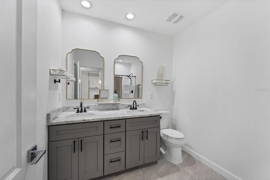 En Venta: $580,000 (6 camas, 0 baños, 2626 Pies cuadrados)