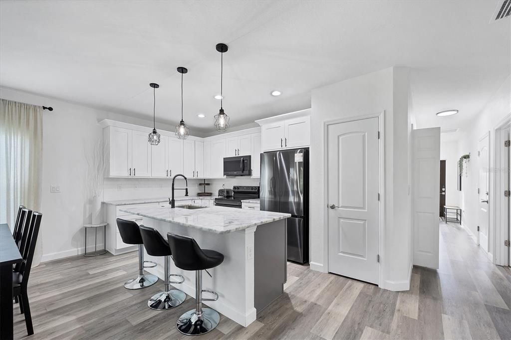 En Venta: $580,000 (6 camas, 0 baños, 2626 Pies cuadrados)