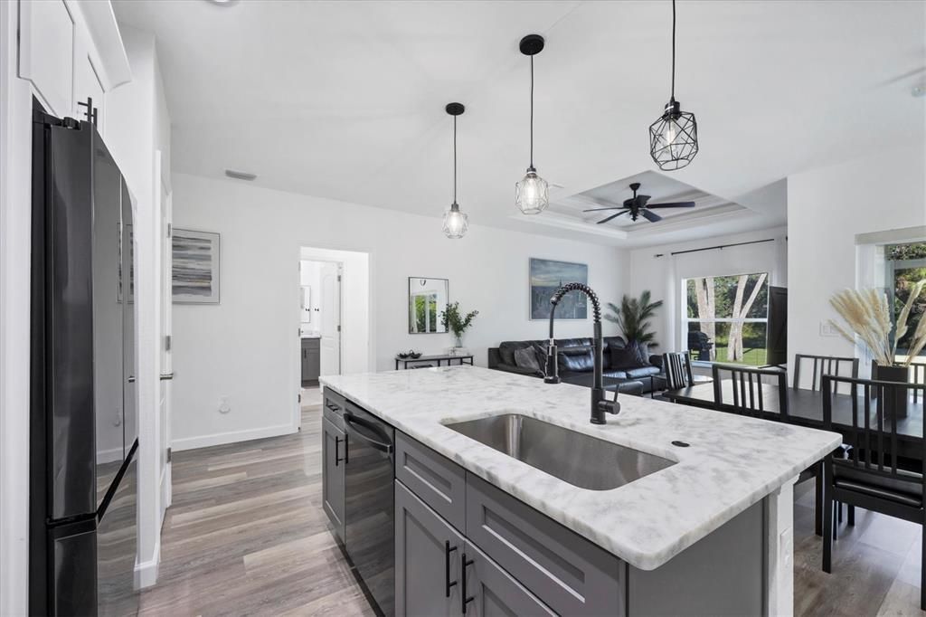 En Venta: $580,000 (6 camas, 0 baños, 2626 Pies cuadrados)