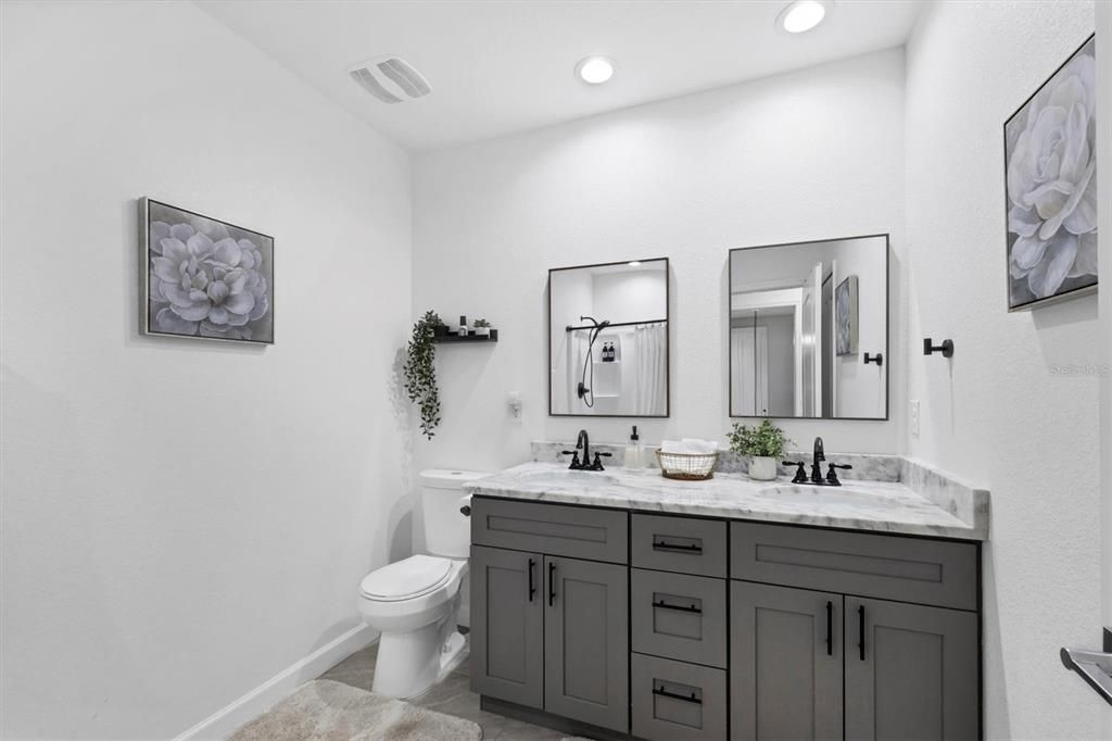 En Venta: $580,000 (6 camas, 0 baños, 2626 Pies cuadrados)