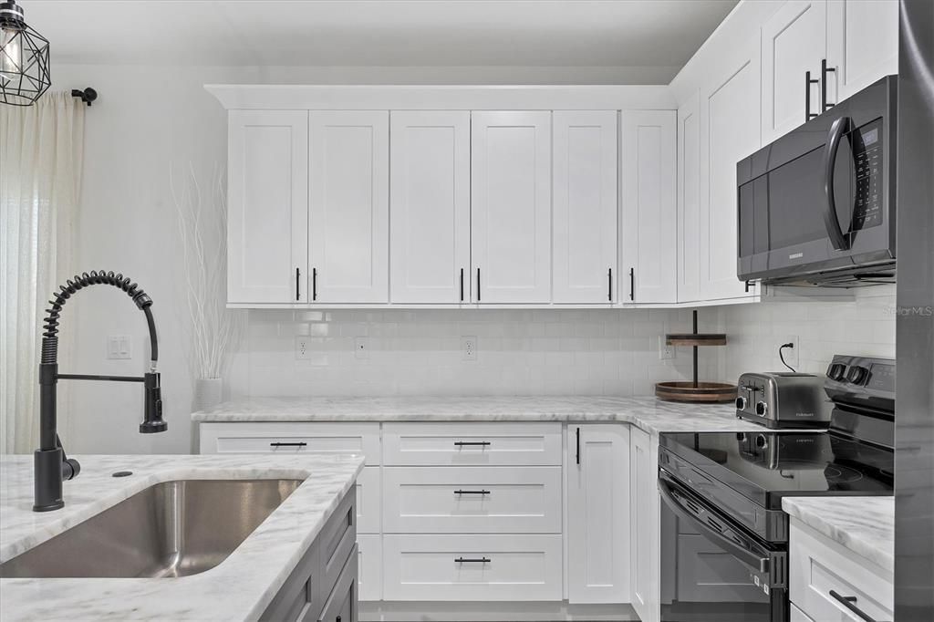 En Venta: $580,000 (6 camas, 0 baños, 2626 Pies cuadrados)