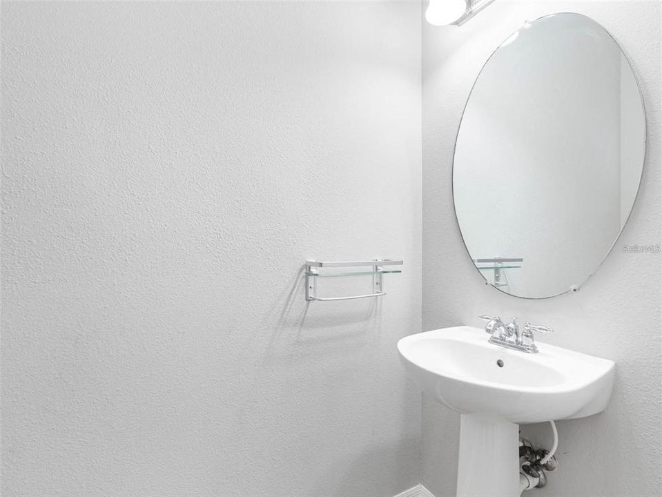 For Sale: $242,000 (3 beds, 2 baths, 1513 Square Feet)