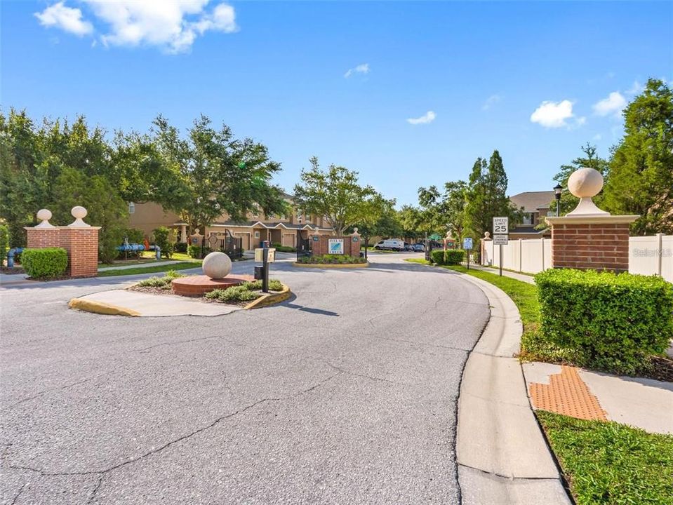 For Sale: $242,000 (3 beds, 2 baths, 1513 Square Feet)