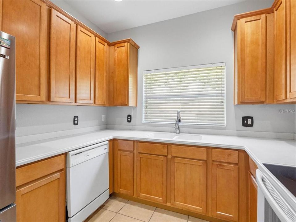 For Sale: $242,000 (3 beds, 2 baths, 1513 Square Feet)