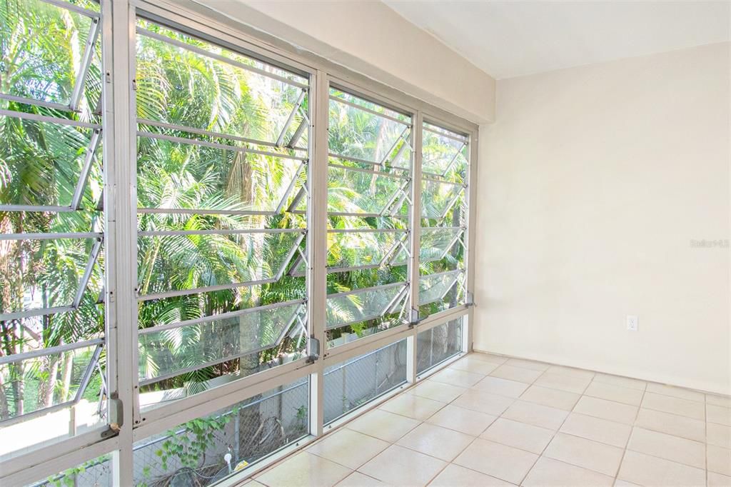 En Venta: $105,000 (2 camas, 2 baños, 1035 Pies cuadrados)