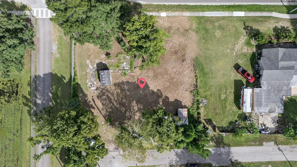 На продажу: $365,000 (0.34 acres)