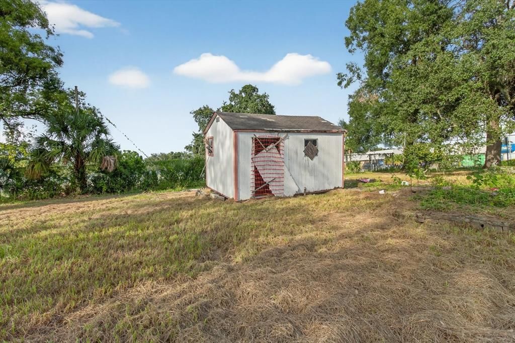 На продажу: $365,000 (0.34 acres)