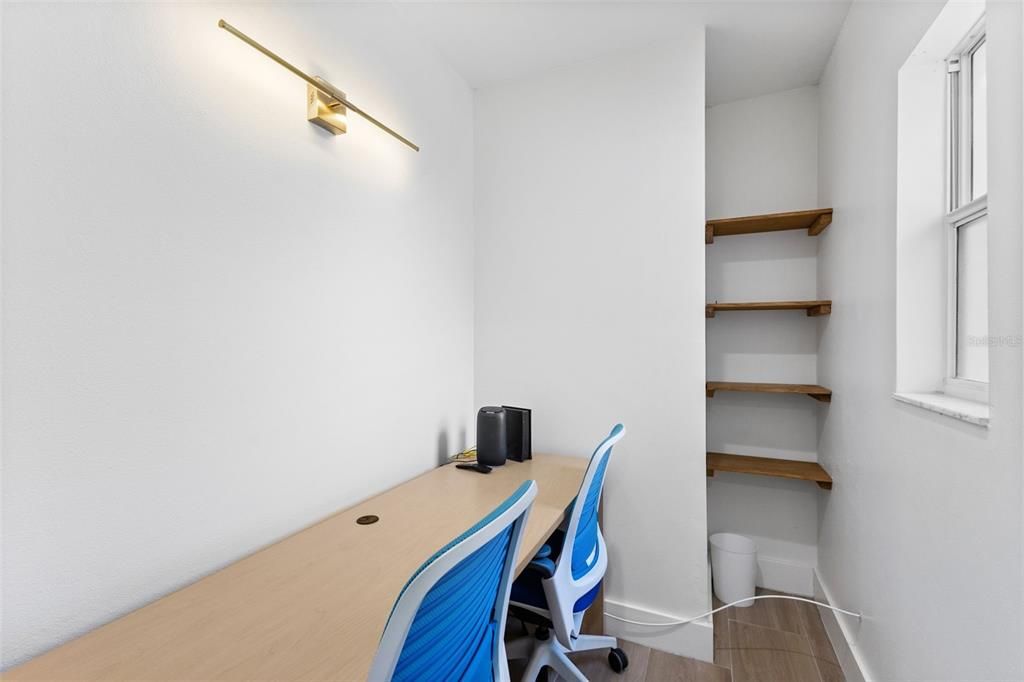 出租: $9,750 (4 贝兹, 4 浴室, 4024 平方英尺)