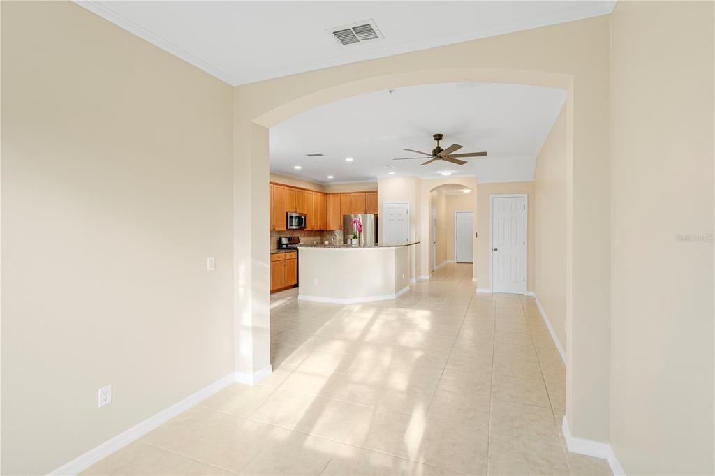 En Venta: $304,000 (3 camas, 2 baños, 1553 Pies cuadrados)