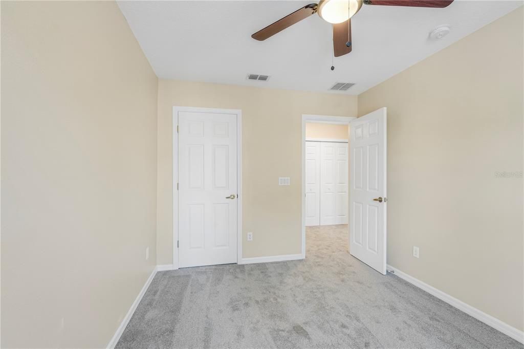 En Venta: $304,000 (3 camas, 2 baños, 1553 Pies cuadrados)