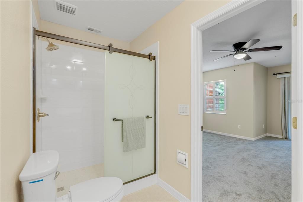 En Venta: $304,000 (3 camas, 2 baños, 1553 Pies cuadrados)