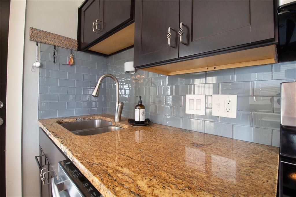 Activo con contrato: $1,900 (1 camas, 1 baños, 528 Pies cuadrados)