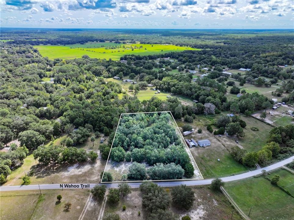 На продажу: $63,900 (2.70 acres)