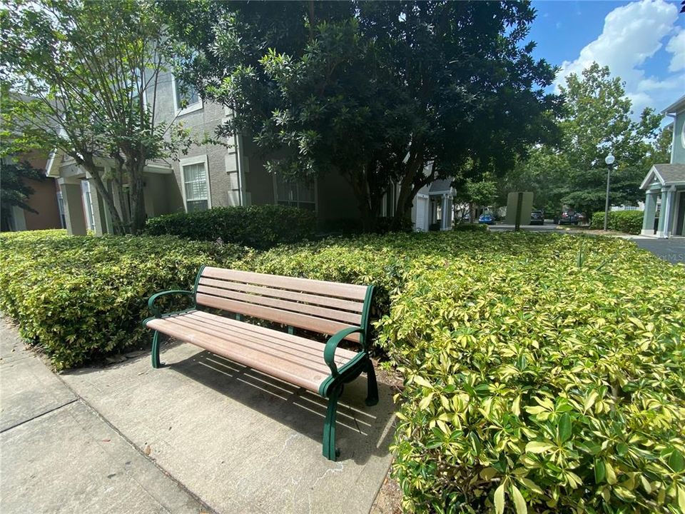 For Rent: $2,100 (3 beds, 2 baths, 1270 Square Feet)