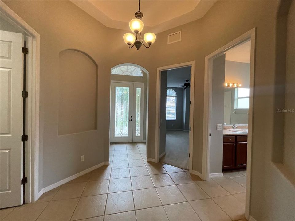 出租: $2,615 (3 贝兹, 2 浴室, 1851 平方英尺)