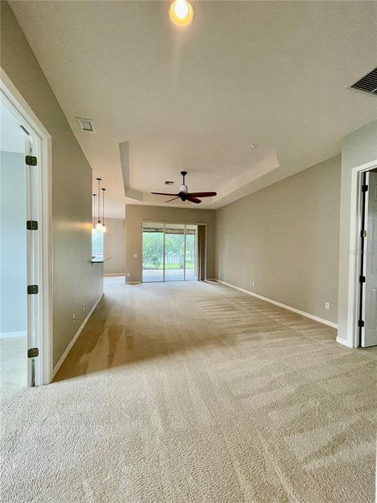 出租: $2,615 (3 贝兹, 2 浴室, 1851 平方英尺)