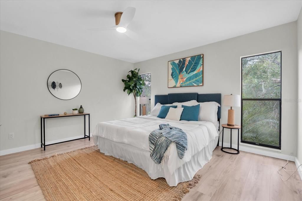 For Sale: $179,500 (2 beds, 2 baths, 1220 Square Feet)