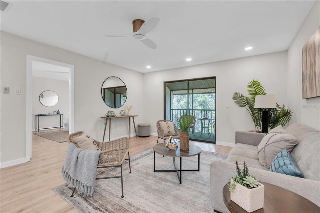 For Sale: $179,500 (2 beds, 2 baths, 1220 Square Feet)