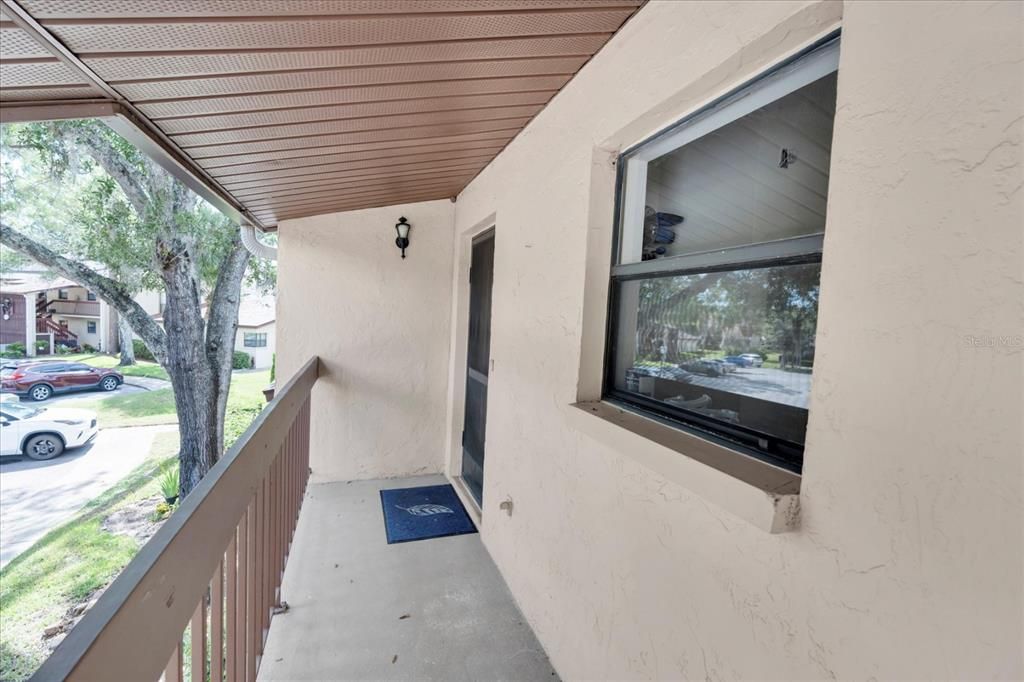 For Sale: $179,500 (2 beds, 2 baths, 1220 Square Feet)