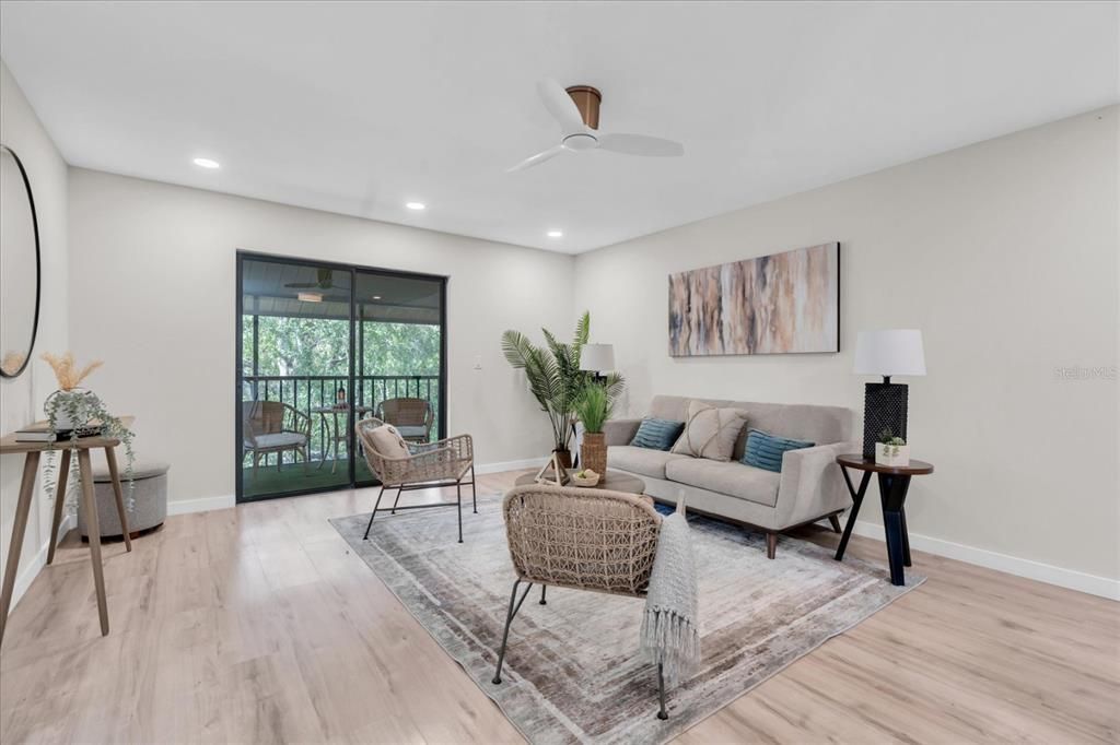 For Sale: $179,500 (2 beds, 2 baths, 1220 Square Feet)