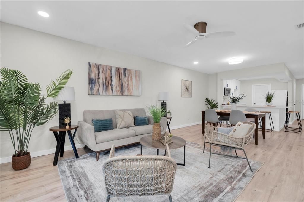 For Sale: $179,500 (2 beds, 2 baths, 1220 Square Feet)