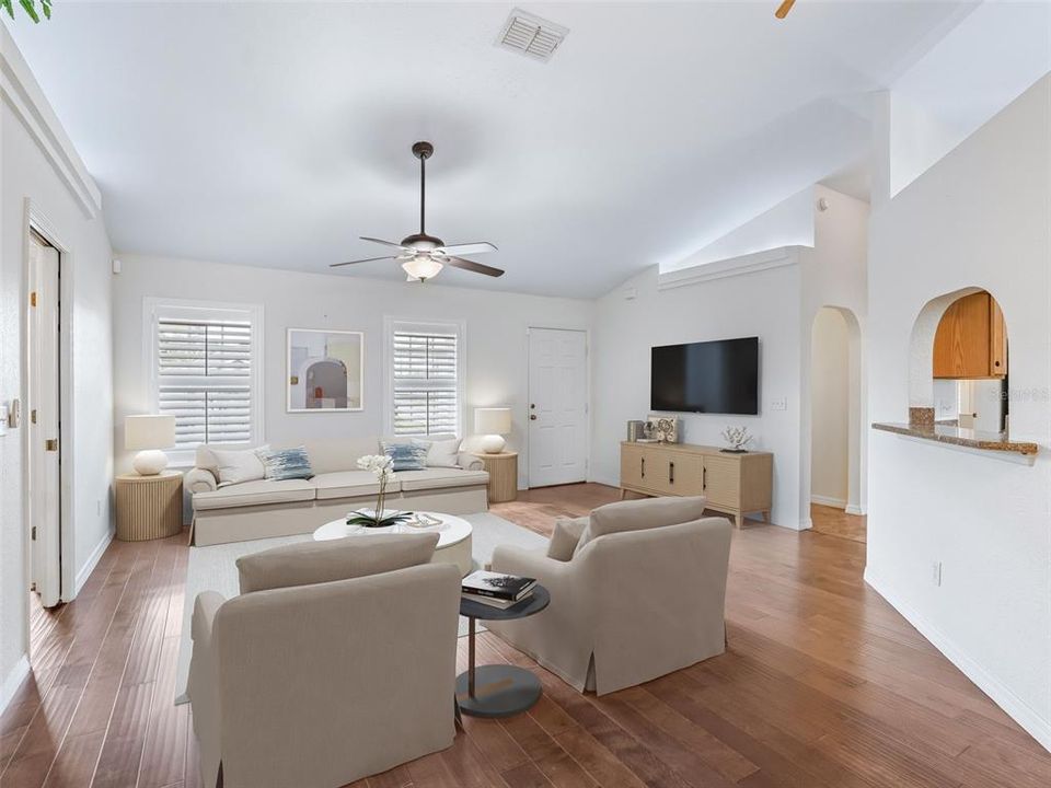 En Venta: $315,000 (3 camas, 2 baños, 1826 Pies cuadrados)