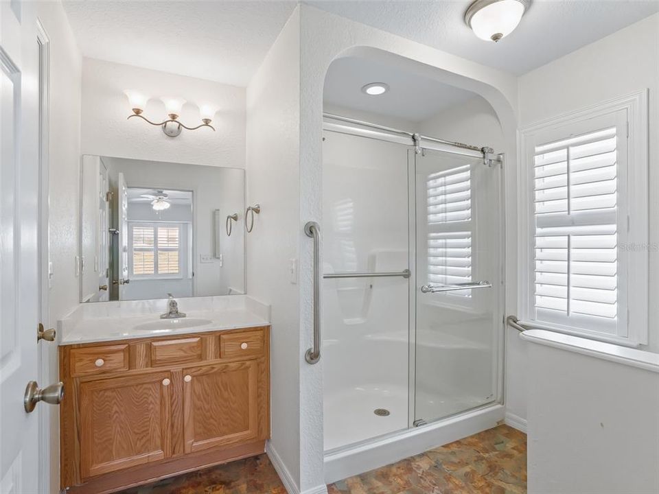 En Venta: $315,000 (3 camas, 2 baños, 1826 Pies cuadrados)