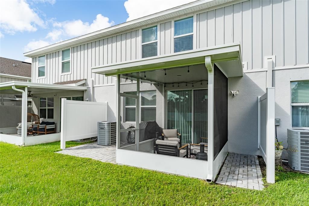 合同活跃: $334,900 (3 贝兹, 2 浴室, 1777 平方英尺)