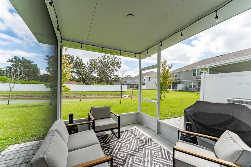 合同活跃: $334,900 (3 贝兹, 2 浴室, 1777 平方英尺)