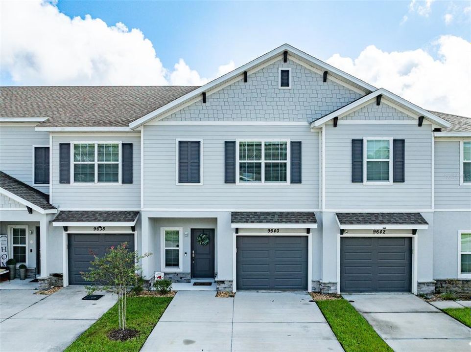 合同活跃: $334,900 (3 贝兹, 2 浴室, 1777 平方英尺)