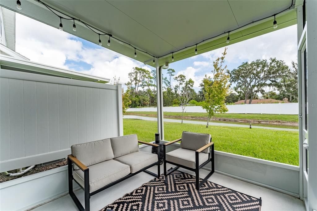 合同活跃: $334,900 (3 贝兹, 2 浴室, 1777 平方英尺)