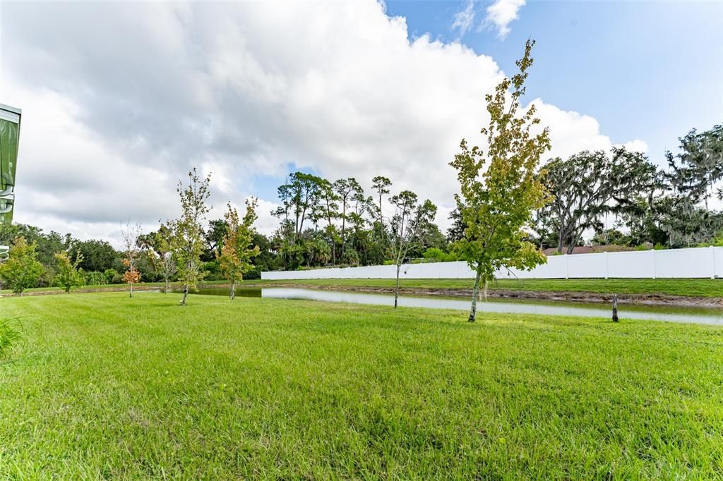 合同活跃: $334,900 (3 贝兹, 2 浴室, 1777 平方英尺)