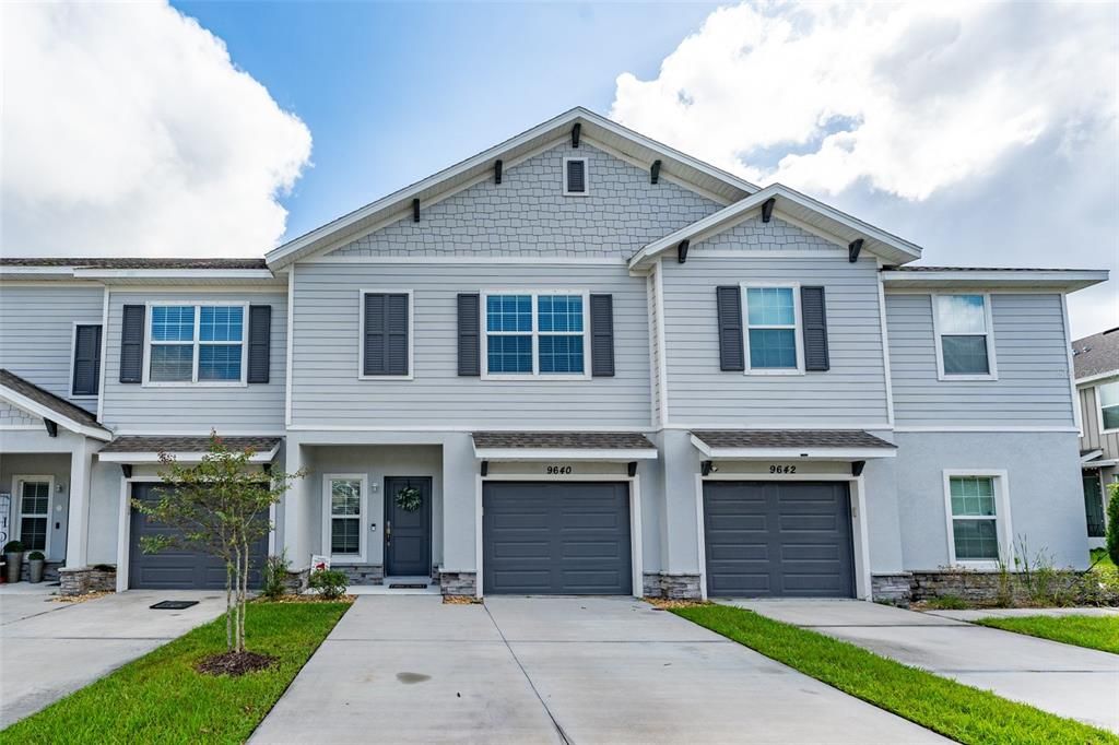 合同活跃: $334,900 (3 贝兹, 2 浴室, 1777 平方英尺)