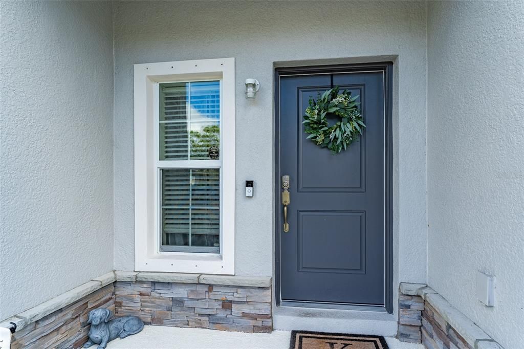 合同活跃: $334,900 (3 贝兹, 2 浴室, 1777 平方英尺)