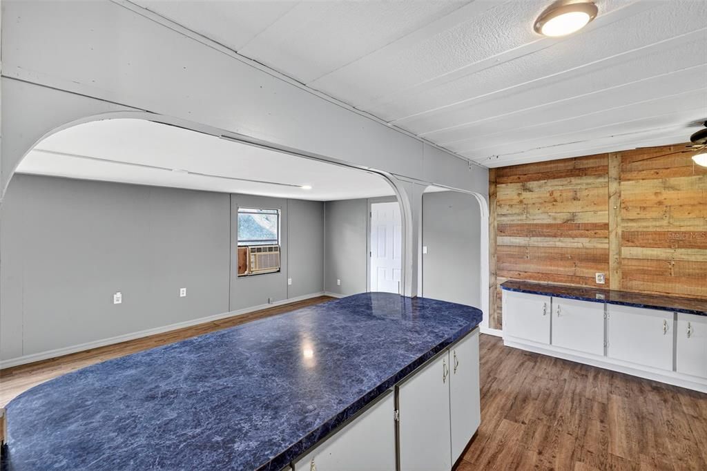 En Venta: $325,000 (3 camas, 2 baños, 1344 Pies cuadrados)