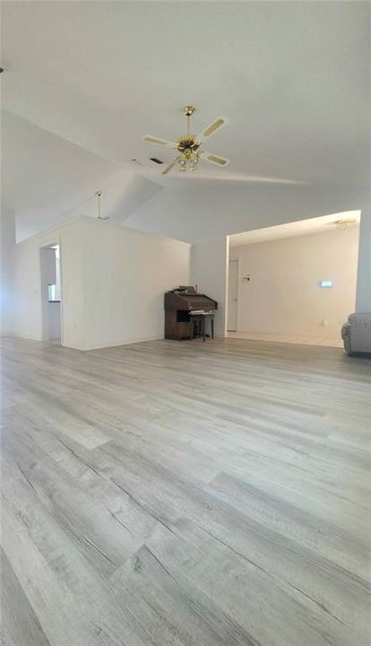 For Sale: $415,000 (3 beds, 2 baths, 1955 Square Feet)