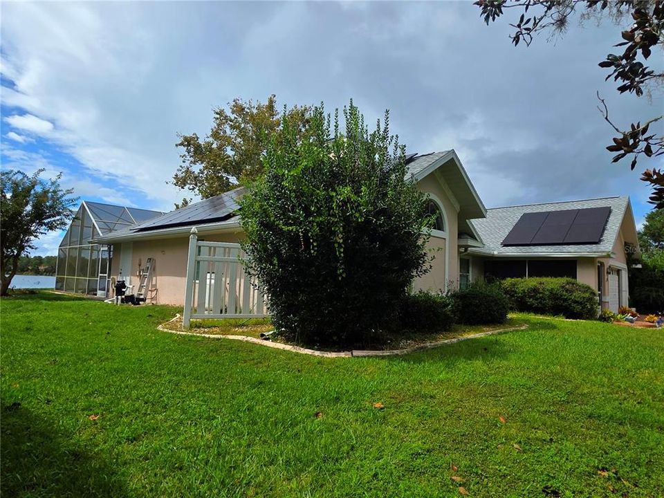 For Sale: $415,000 (3 beds, 2 baths, 1955 Square Feet)