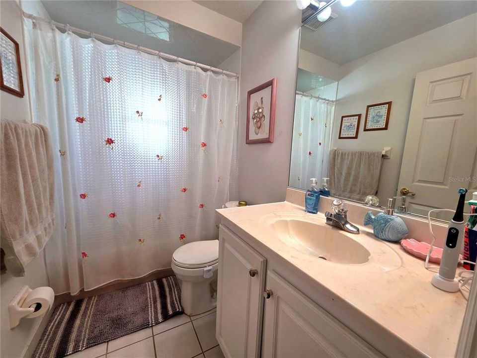 For Sale: $415,000 (3 beds, 2 baths, 1955 Square Feet)