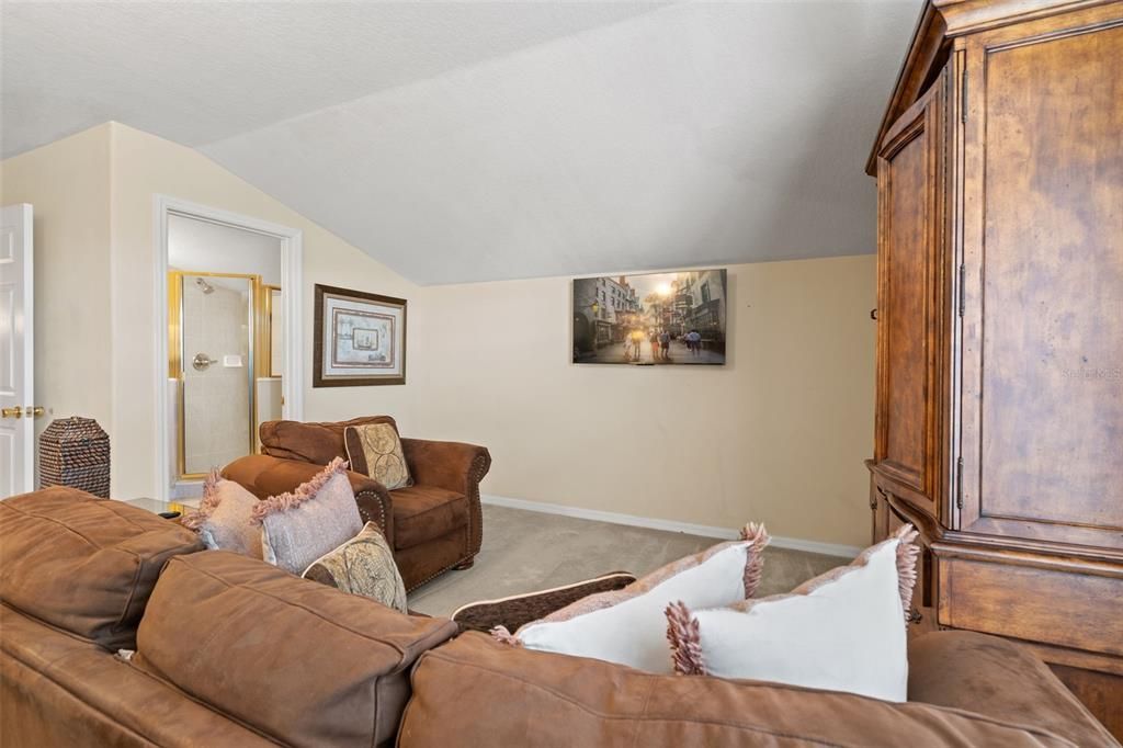 В аренду: $5,500 (5 спален, 4 ванн, 3676 Квадратных фут)