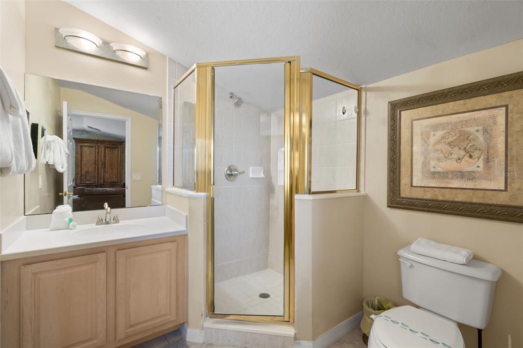 В аренду: $5,500 (5 спален, 4 ванн, 3676 Квадратных фут)