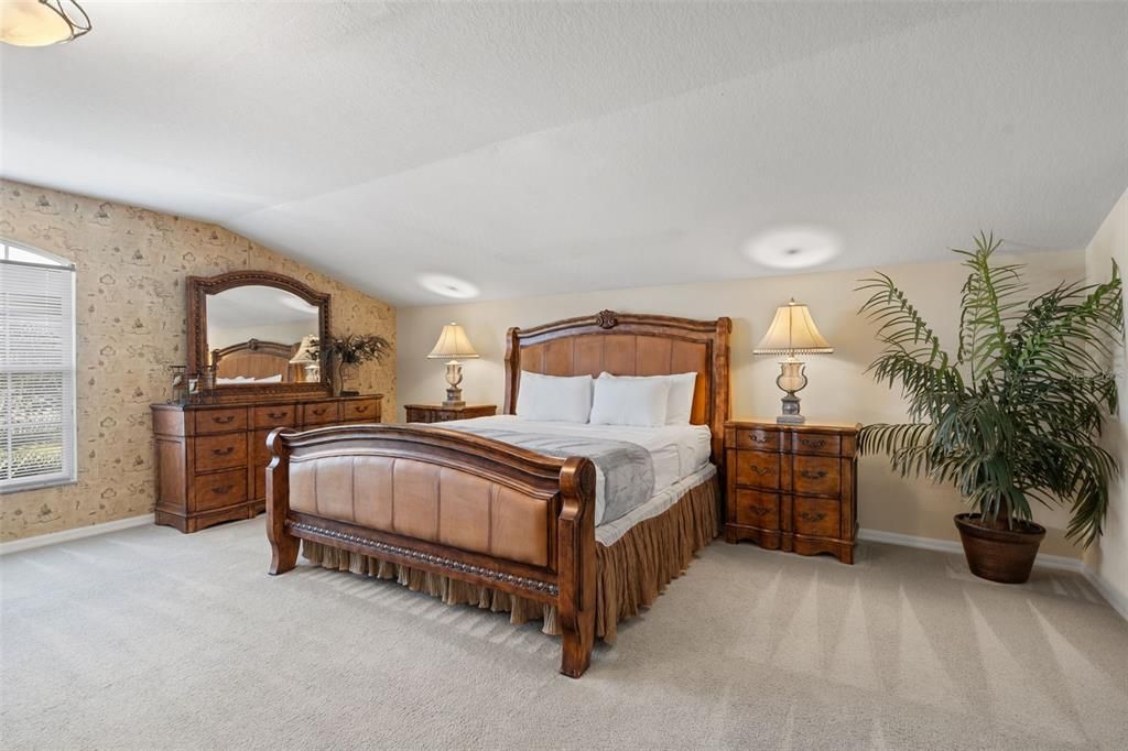 В аренду: $5,500 (5 спален, 4 ванн, 3676 Квадратных фут)