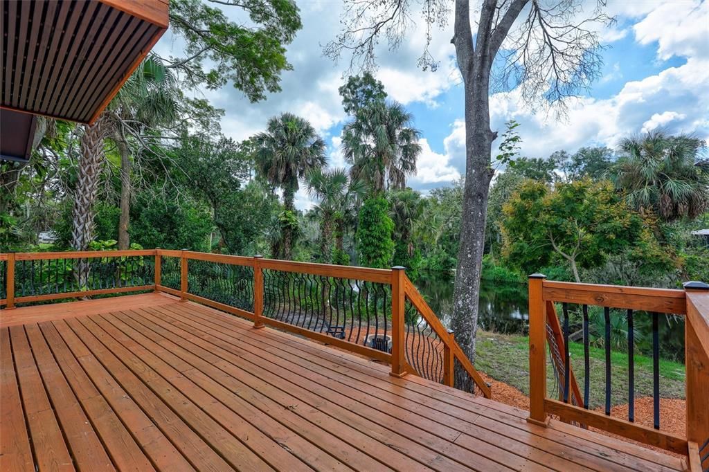 На продажу: $529,900 (3 спален, 2 ванн, 1963 Квадратных фут)