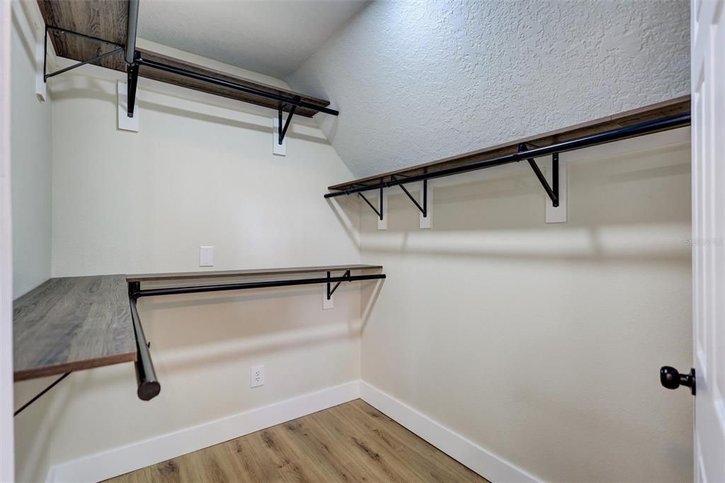 На продажу: $529,900 (3 спален, 2 ванн, 1963 Квадратных фут)